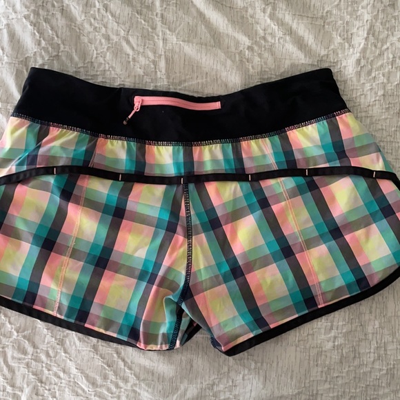 Lululemon Speed Up Short - Picture 3 of 11
